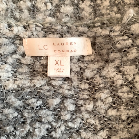 NWT LC Lauren Conrad Gray Knit Sweater Grey White Boucle Knit Sweater Size XL - Picture 13 of 15